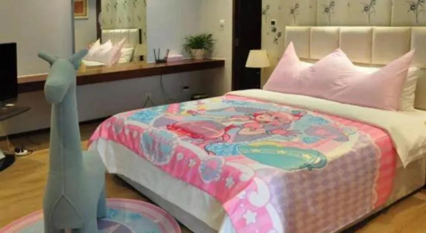 Bed in CITIC Jinling Hotel