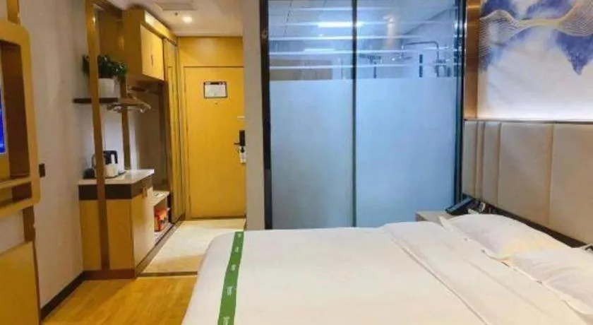 Bed in GreenTree Inn XuZhou PiZhou Dayunhe Decorative city PiXin(N) Road Express Hotel