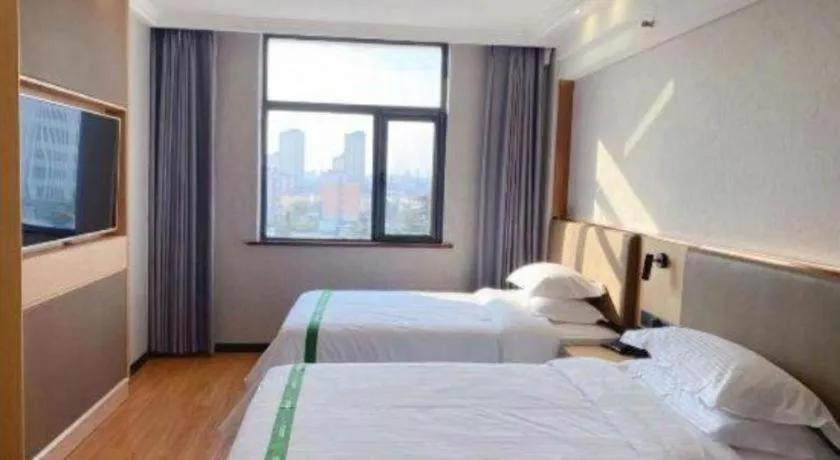 Bed in GreenTree Inn XuZhou PiZhou Dayunhe Decorative city PiXin(N) Road Express Hotel