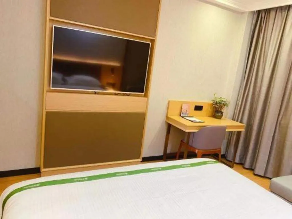Bed in GreenTree Inn XuZhou PiZhou Dayunhe Decorative city PiXin(N) Road Express Hotel