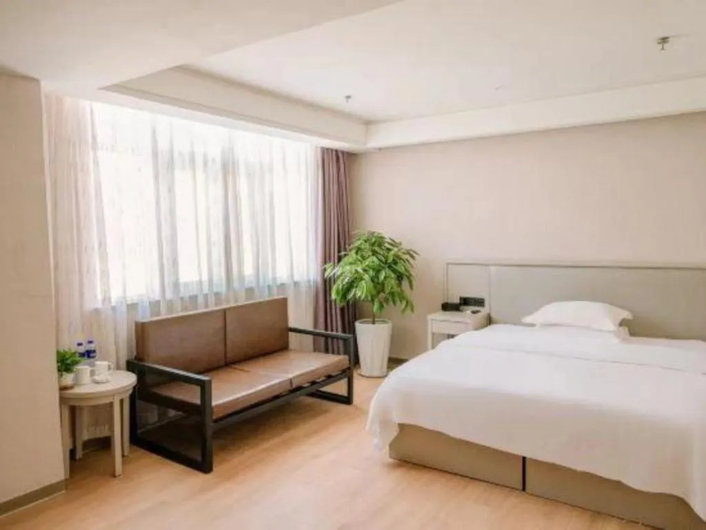Bed in GreenTree Inn Fuyang Yijing International North Business