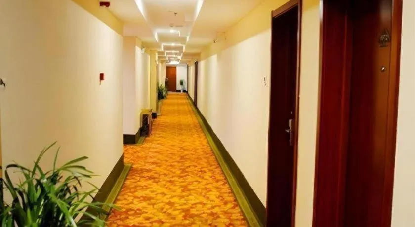 GreenTree Inn Fuyang Yijing International North Business