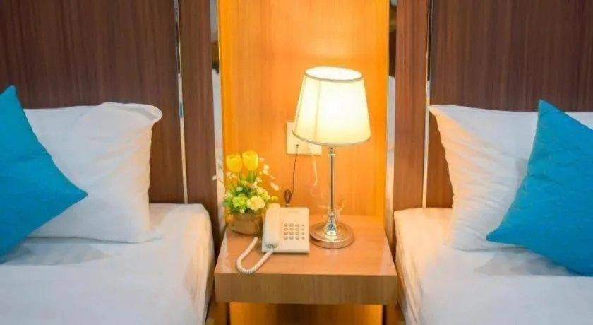 Bed in Thanburi Hotel