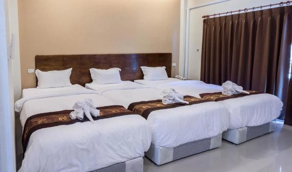 Bed in Hadthong Resort