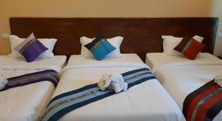 Bed in Hadthong Resort