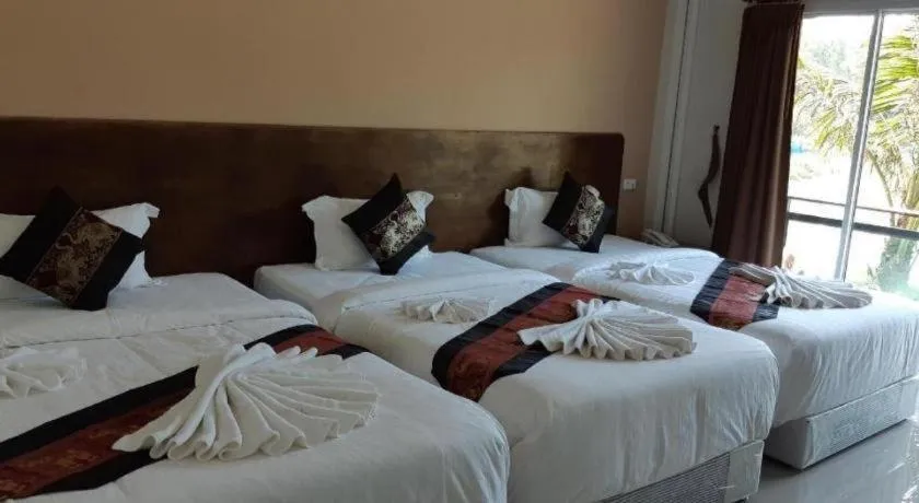 Bed in Hadthong Resort