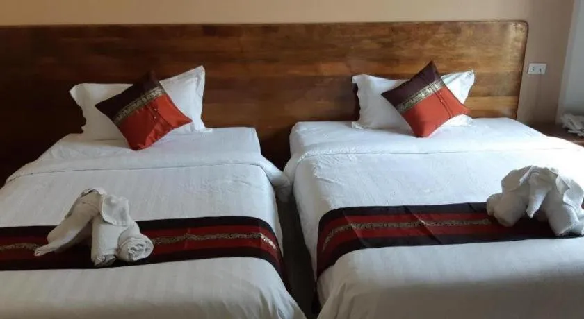 Bed in Hadthong Resort