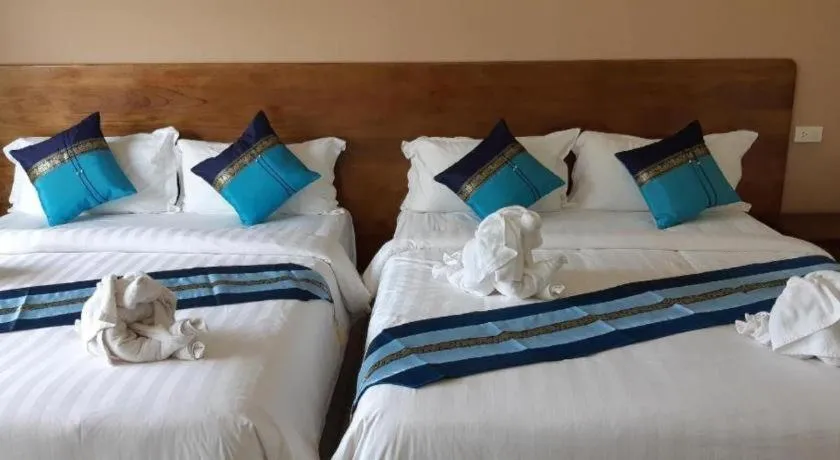Bed in Hadthong Resort