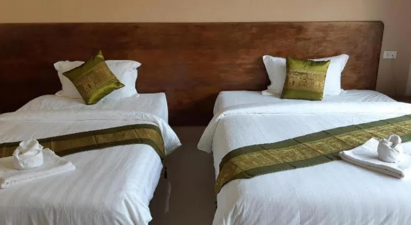Bed in Hadthong Resort