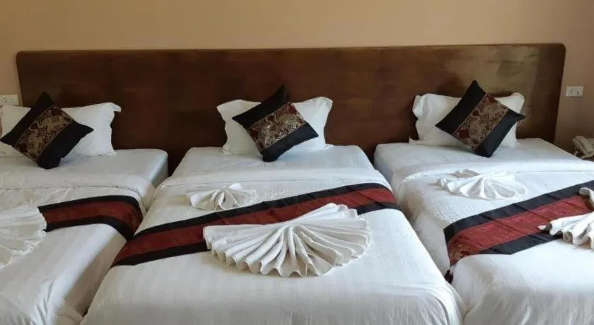 Bed in Hadthong Resort