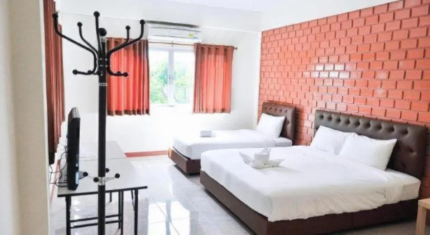 Bed in Bussarakam Place Hotel