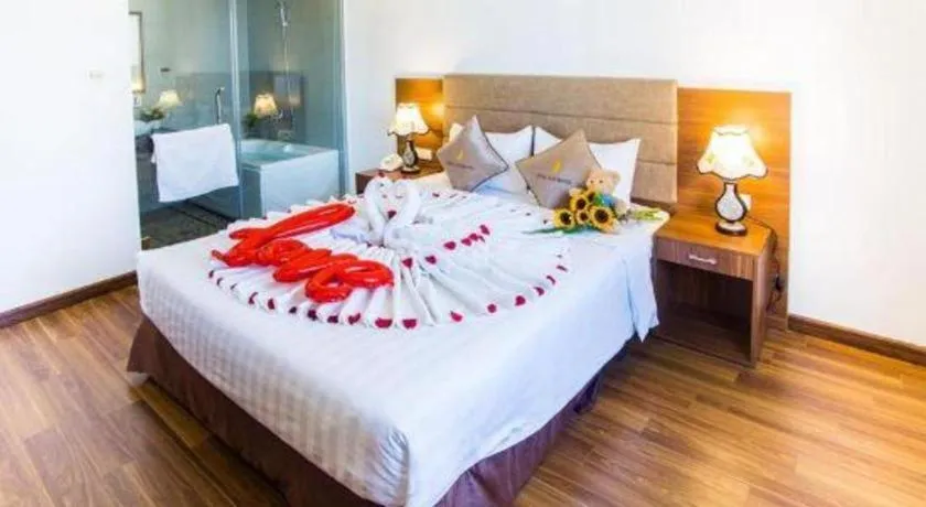 Bed in Ngoc Lan Hotel Da Nang
