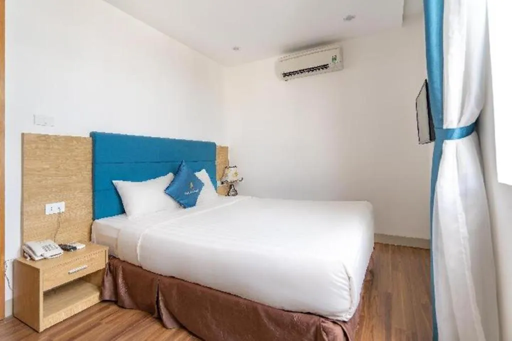 Bed in Ngoc Lan Hotel Da Nang