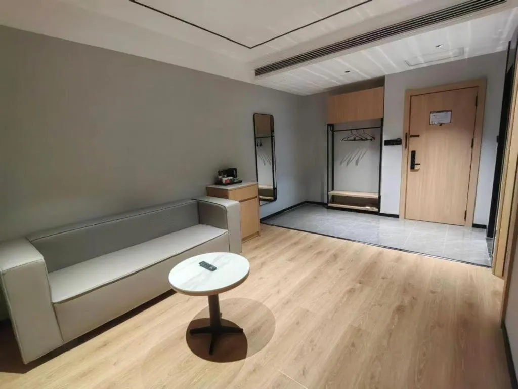 GreenTree Inn Puyang Fan County People Avenue Banqiao Road Hotel