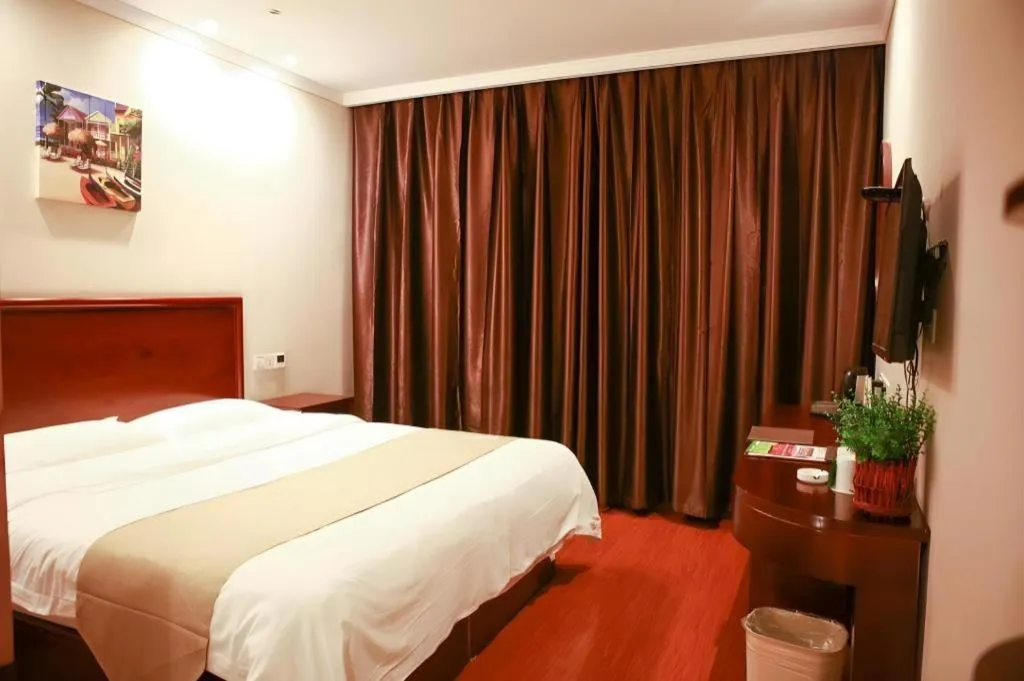 Bed in GreenTree Inn Puyang Fan County People Avenue Banqiao Road Hotel
