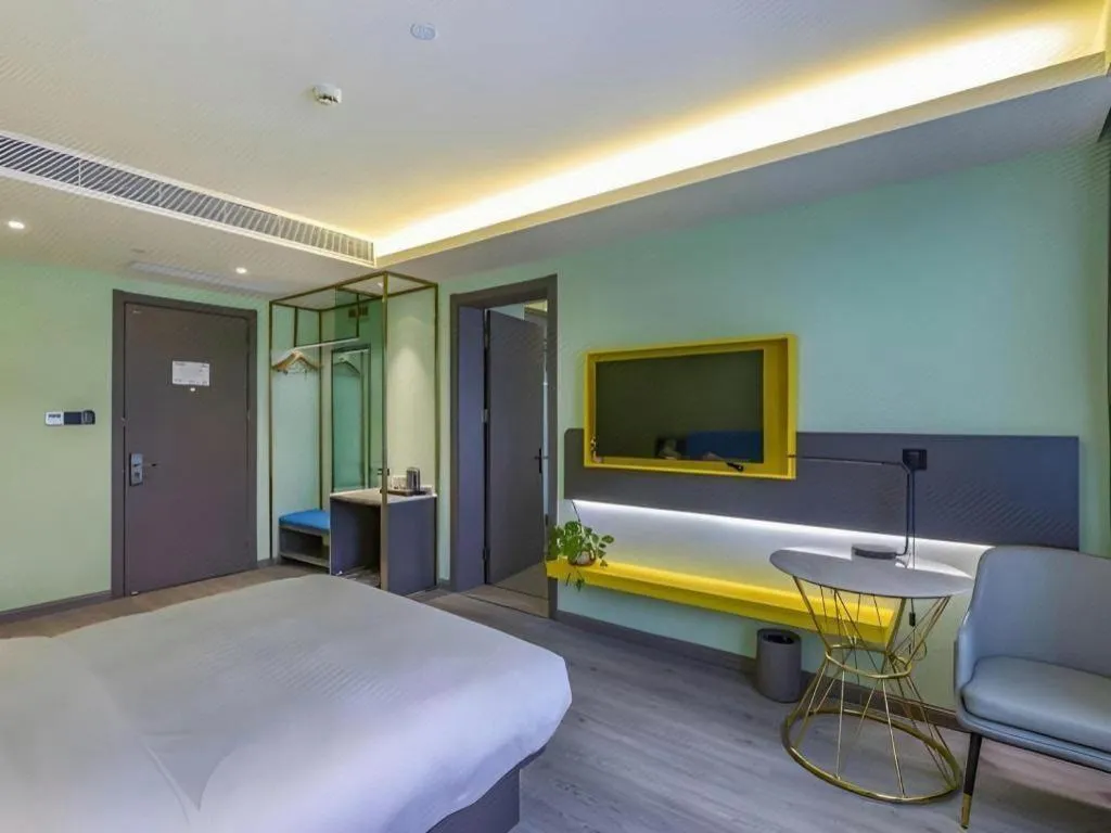 Bed in ibis Styles Beijing Capital Airport Hotel