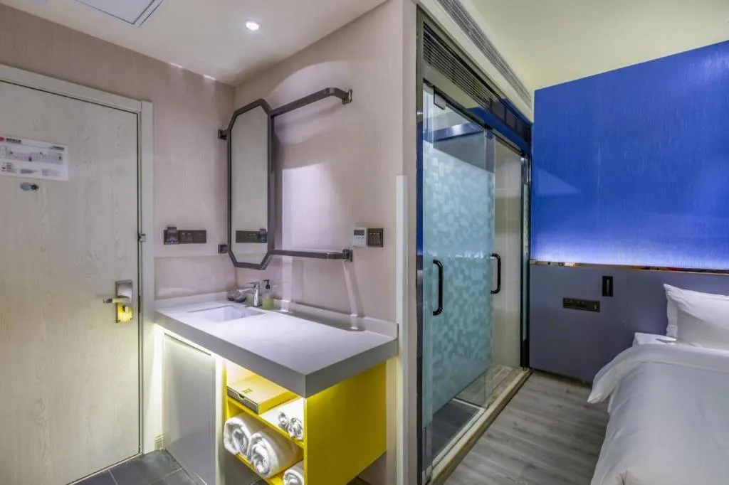 Bed in ibis Styles Beijing Capital Airport Hotel