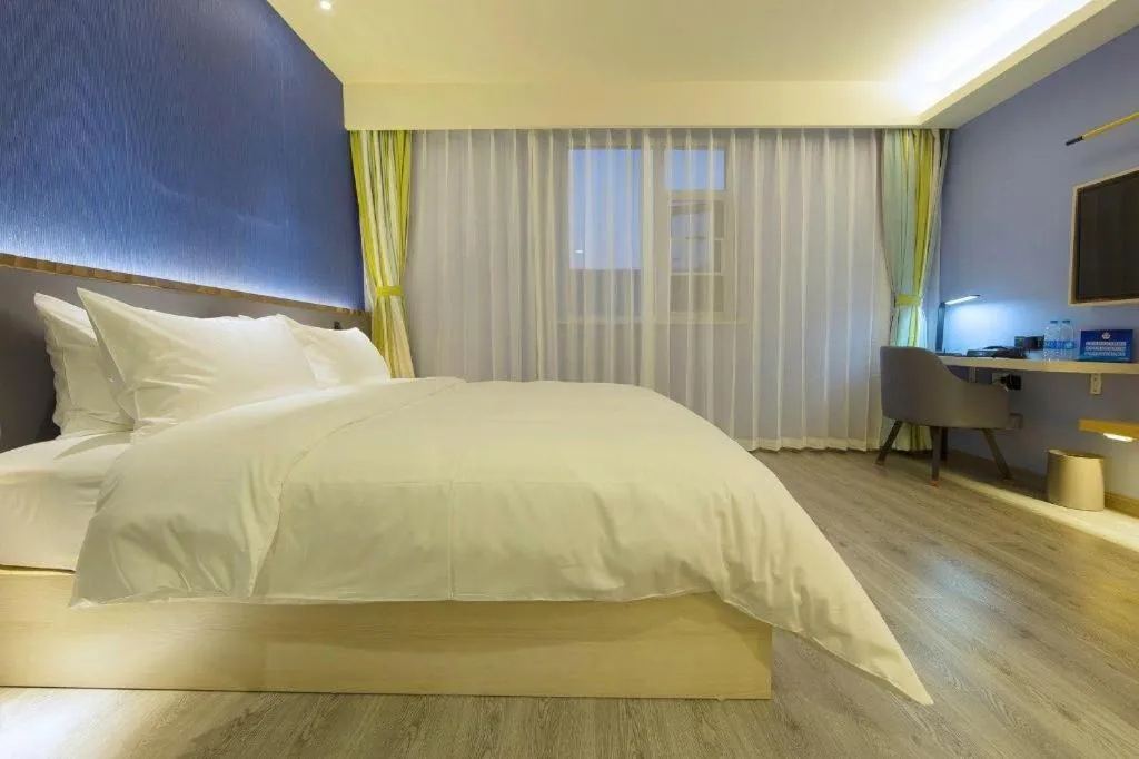 Bed in ibis Styles Beijing Capital Airport Hotel