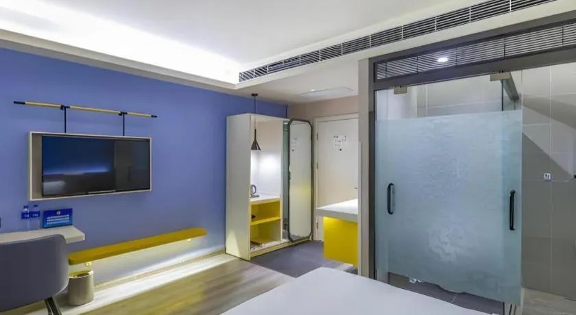 Bed in ibis Styles Beijing Capital Airport Hotel