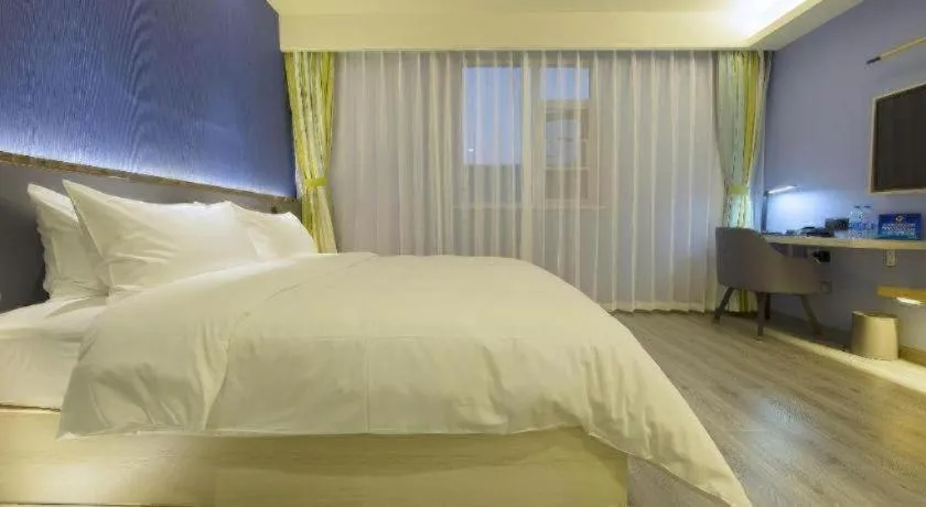 Bed in ibis Styles Beijing Capital Airport Hotel
