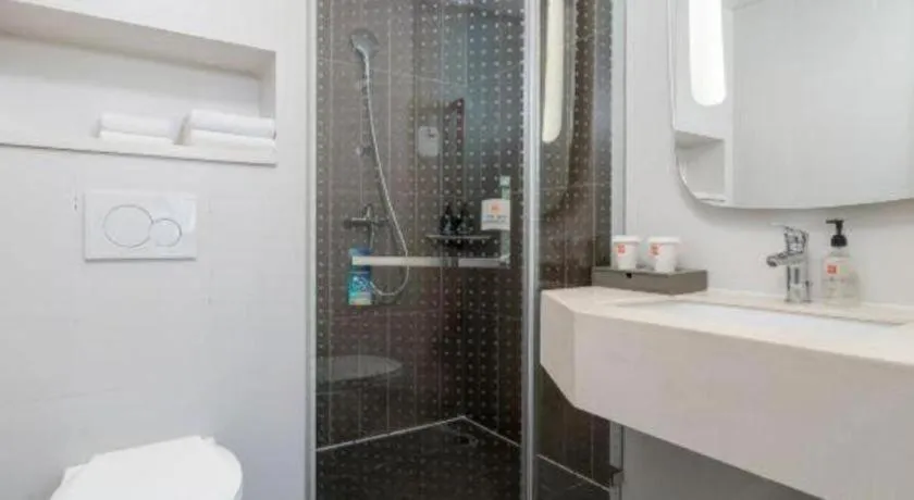 ibis Kunming Beijing Rd