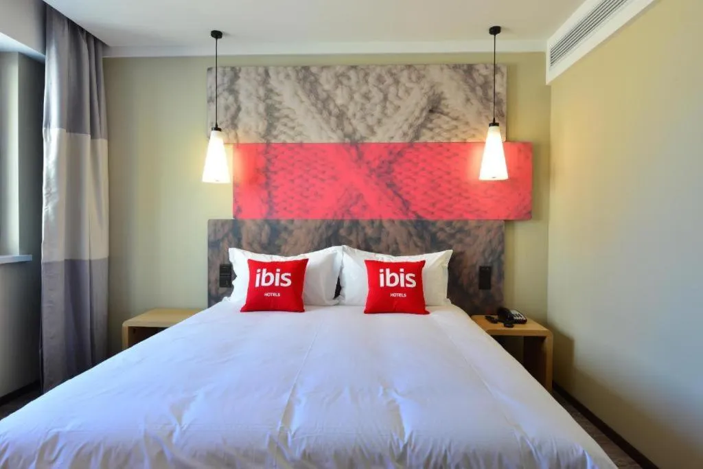 Bed in Ibis Harbin Normal University