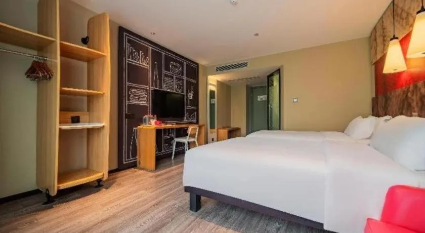 Bed in ibis Chengdu Chunxi Road Shudu Mansion