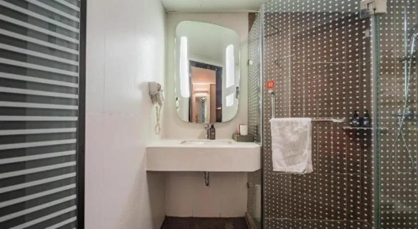 ibis Chengdu Chunxi Road Shudu Mansion