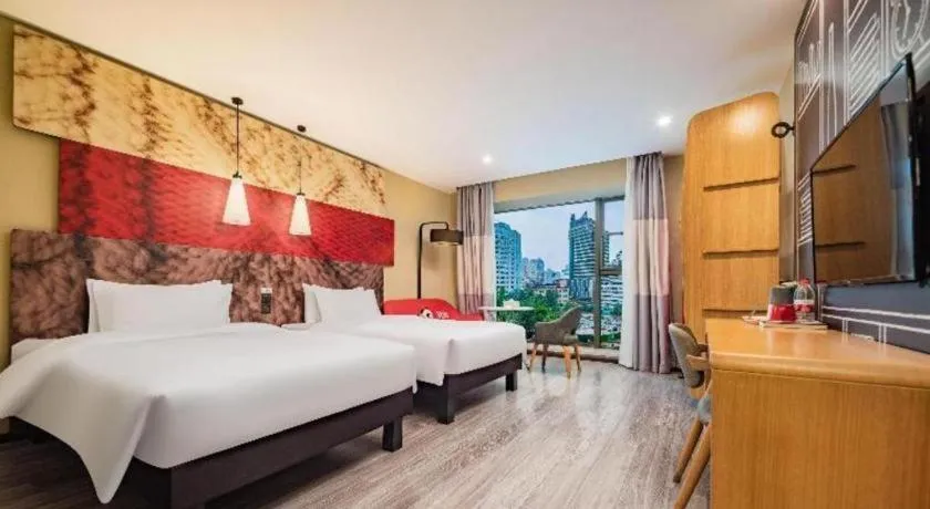Bed in ibis Chengdu Chunxi Road Shudu Mansion