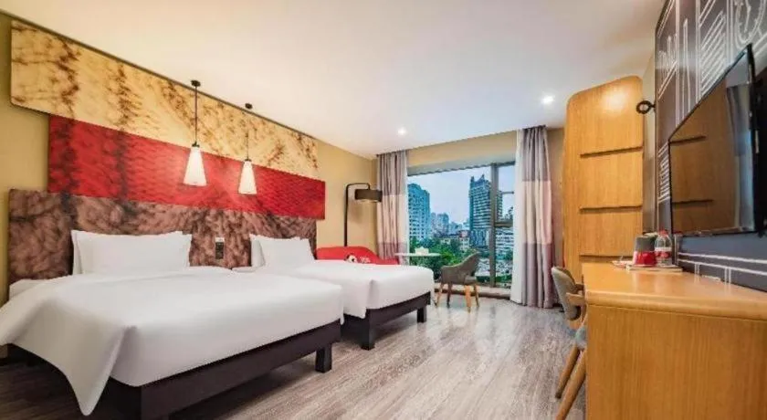 Bed in ibis Chengdu Chunxi Road Shudu Mansion