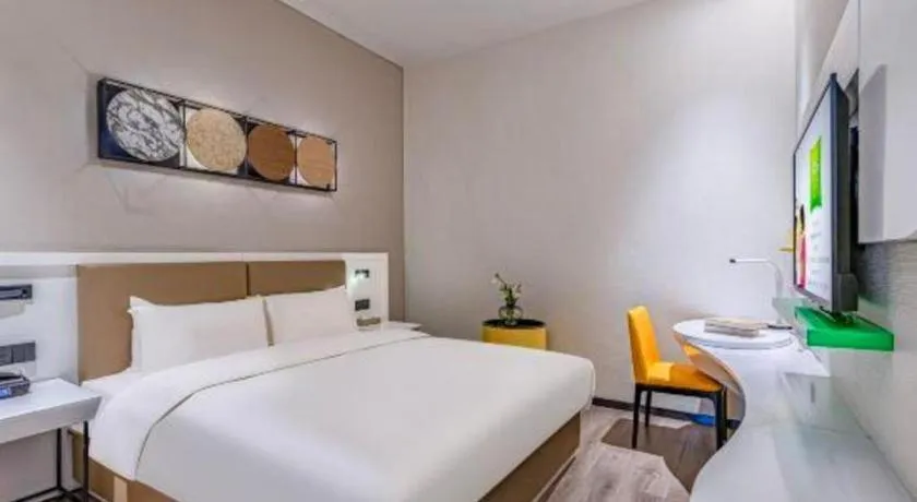 Bed in ibis Styles Kunming Nanping Hotel