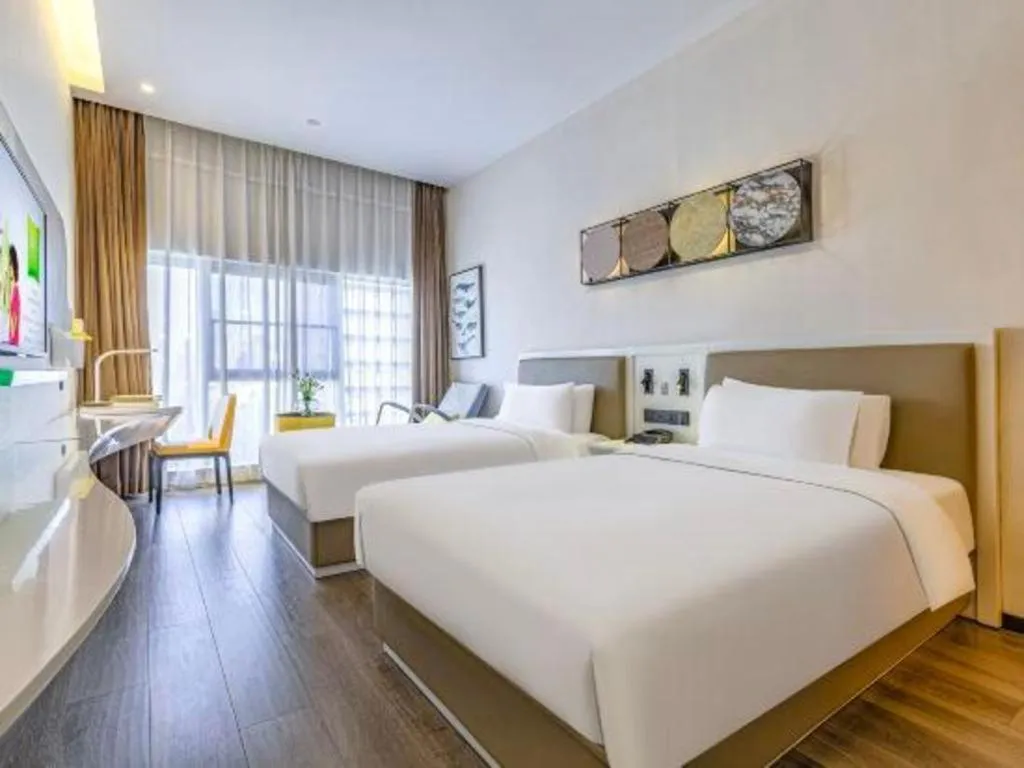 Bed in ibis Styles Kunming Nanping Hotel