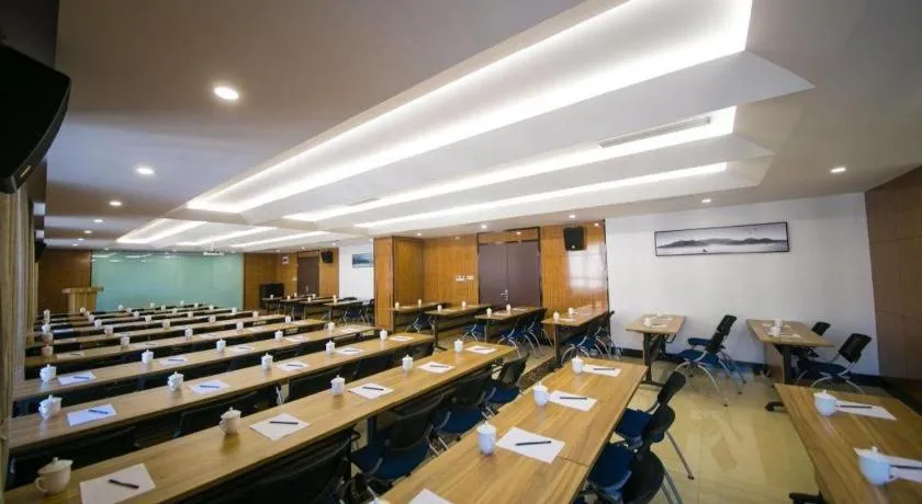 ibis Styles Nanjing Qilin Gate Hotel