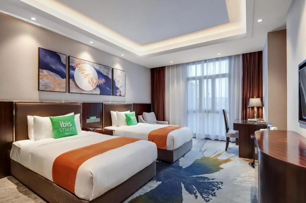 Bed in ibis Styles Nanjing Qilin Gate Hotel