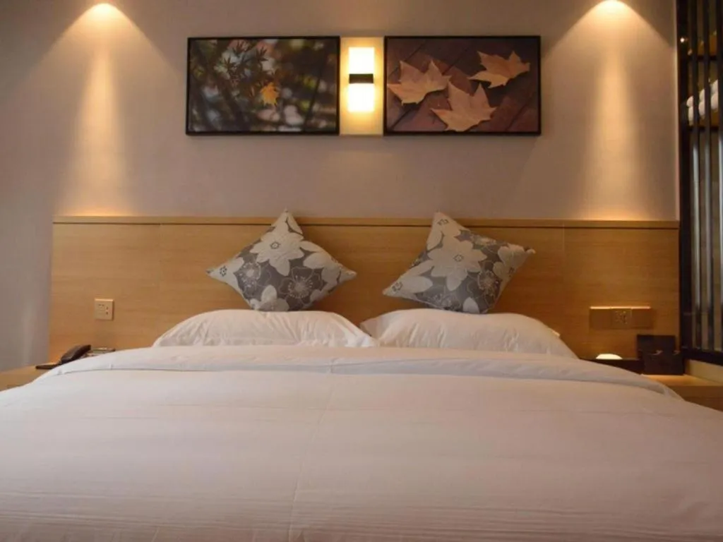 Bed in GreenTree Alliance Hotel Kunming Chuanjin Road Branch