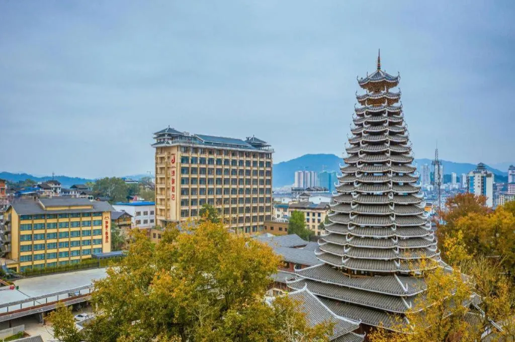 Jolie Vue Boutique Hotel Sanjiang