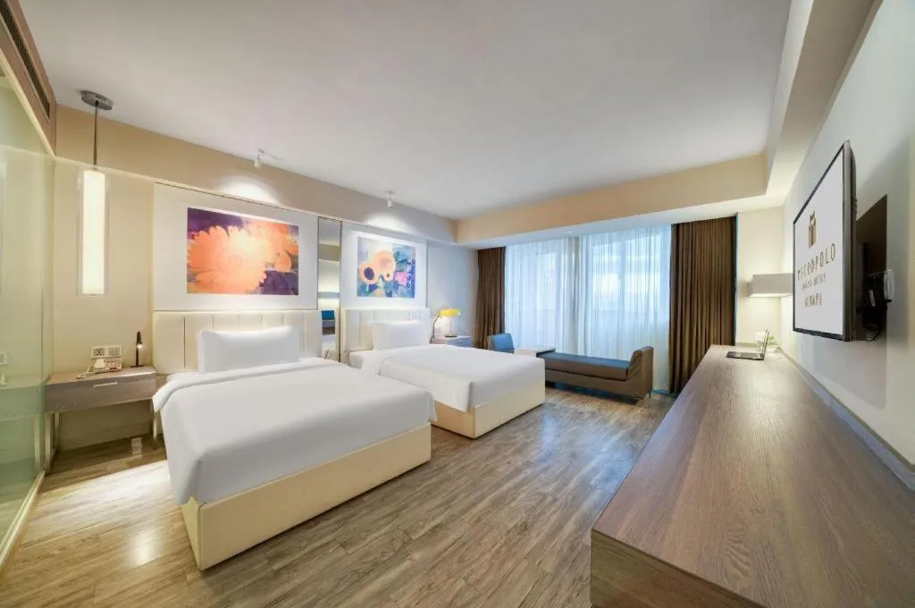 Bed in Jinjiang Metropolo Hotel - Hangzhou Xiasha