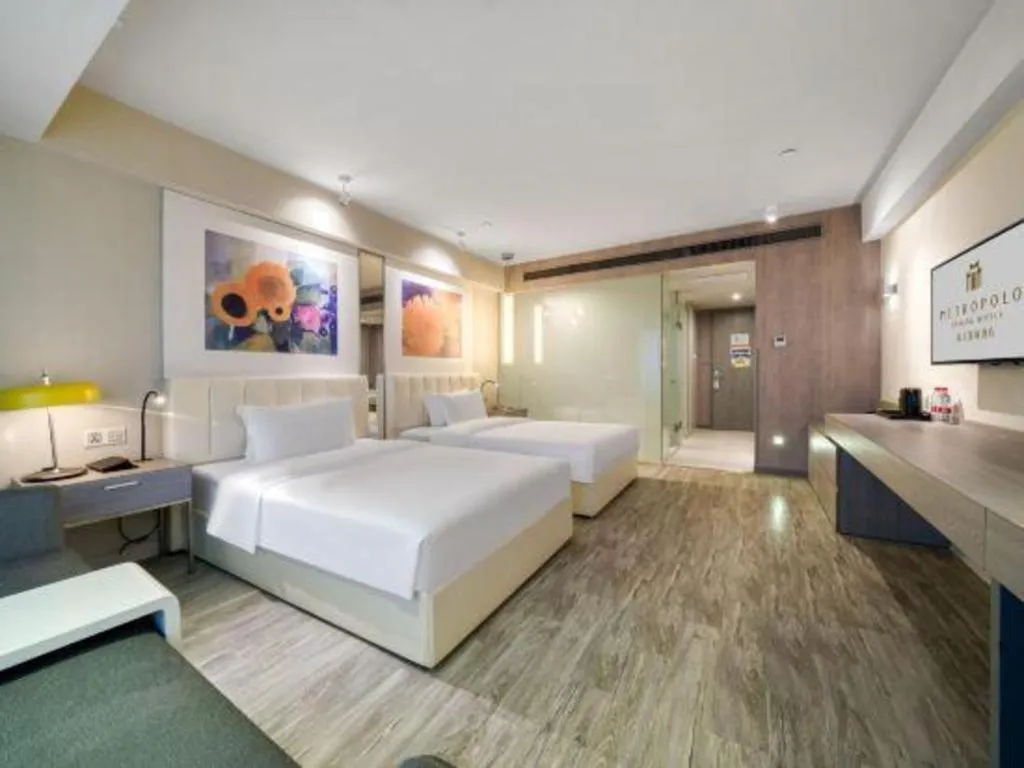 Bed in Jinjiang Metropolo Hotel - Hangzhou Xiasha