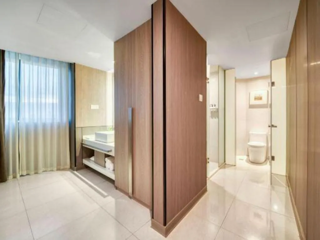 Bed in Jinjiang Metropolo Hotel - Hangzhou Xiasha