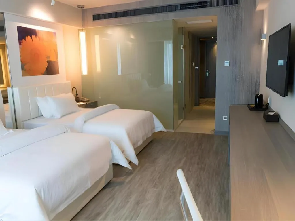 Bed in Jinjiang Metropolo Hotel - Hangzhou Xiasha