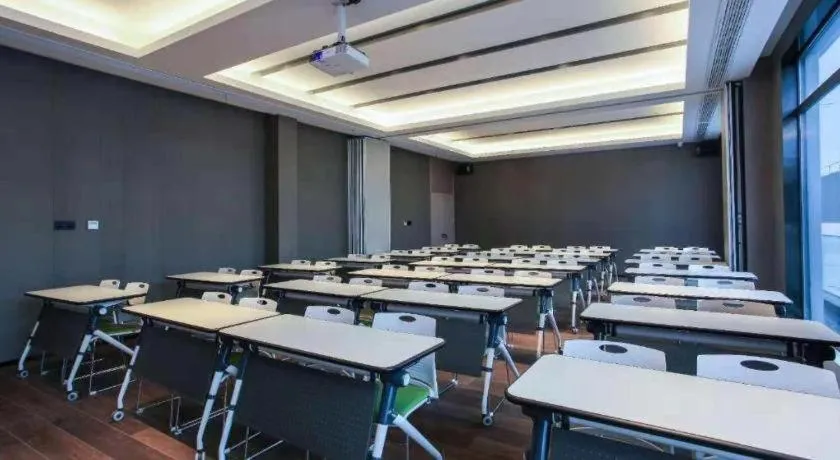 ibis Styles Yangzhou Baixiang Rd Hotel