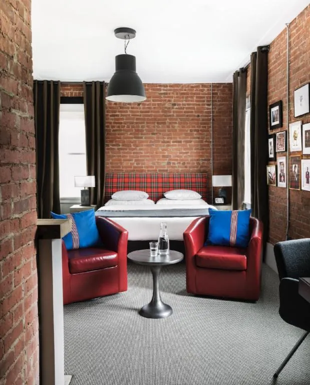 The George Montclair