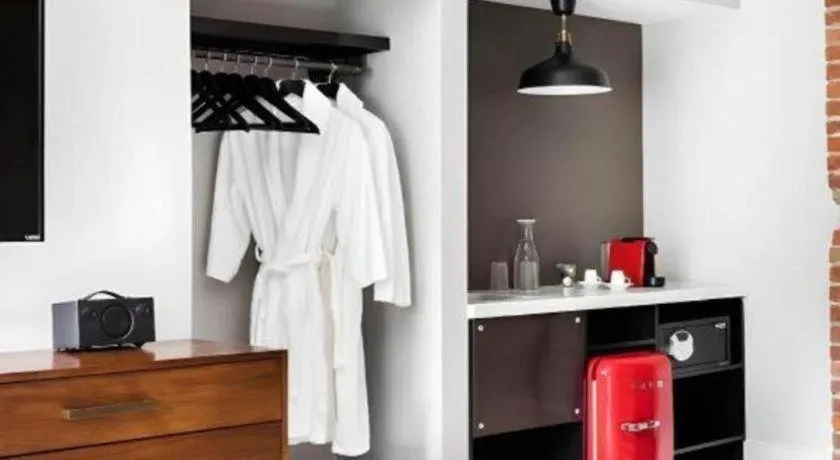 The George Montclair