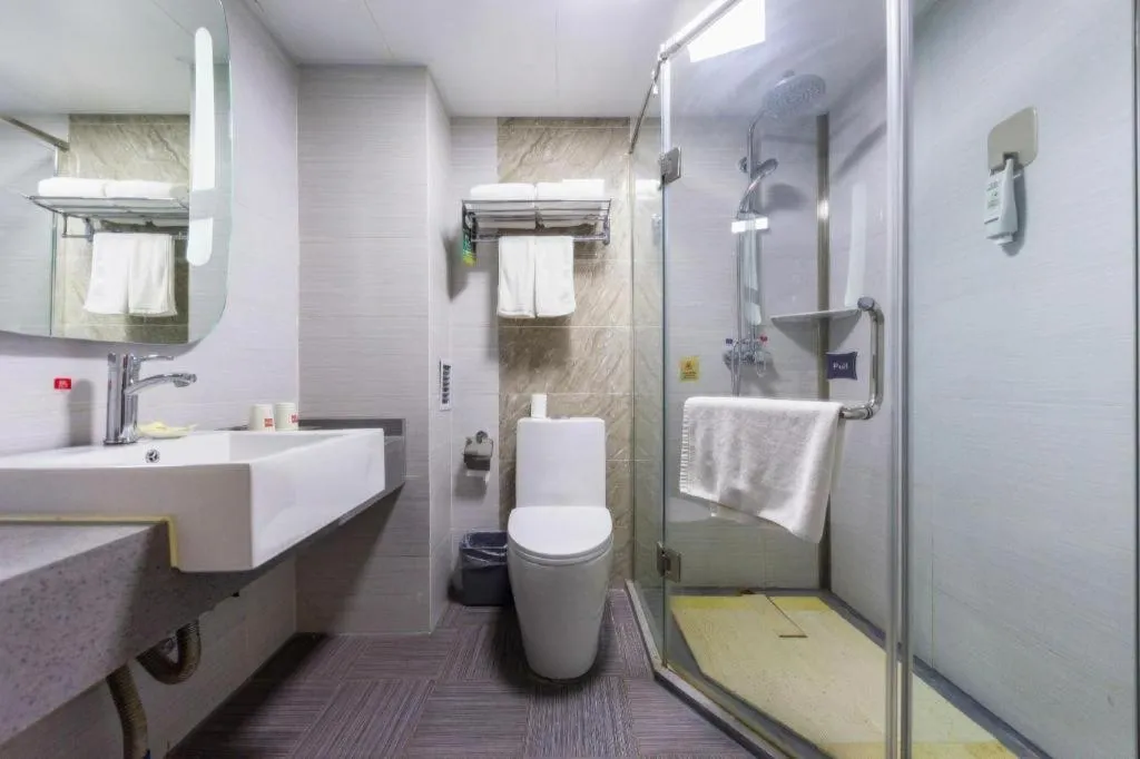 Ibis Lanzhou Dongfanghong Plaza Hotel