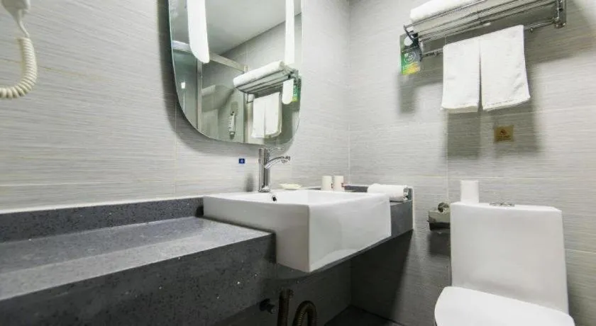 Ibis Lanzhou Dongfanghong Plaza Hotel