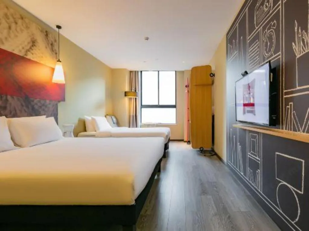 Bed in ibis xian North Second Ring Weiyang Rd Hotel