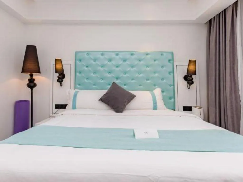 Bed in Xana Lite Jinan Railway Station