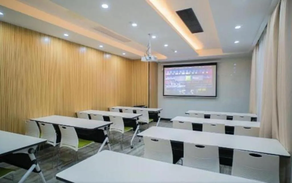 ibis Styles Dongguan Chang-an Wanda Plaza Hotel