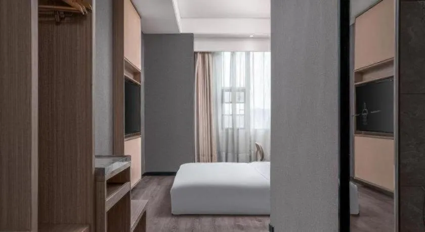Bed in ibis Styles Dongguan Chang-an Wanda Plaza Hotel