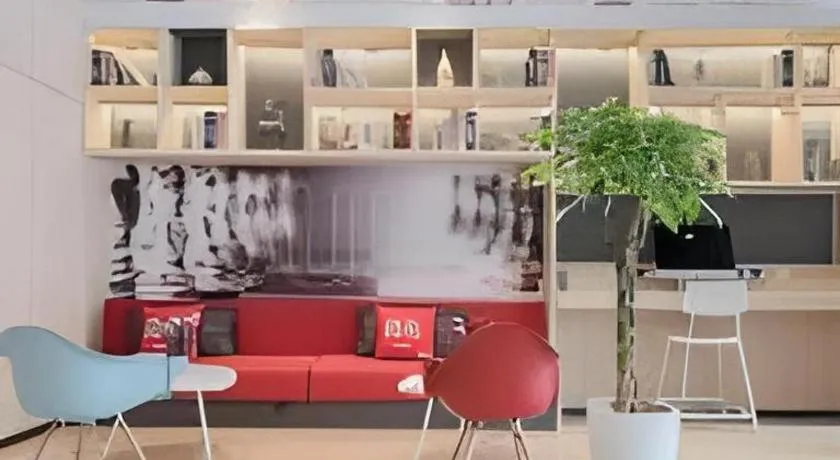 ibis Chengdu East Railway Station Hotel